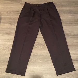Men’s pleated black dress pants